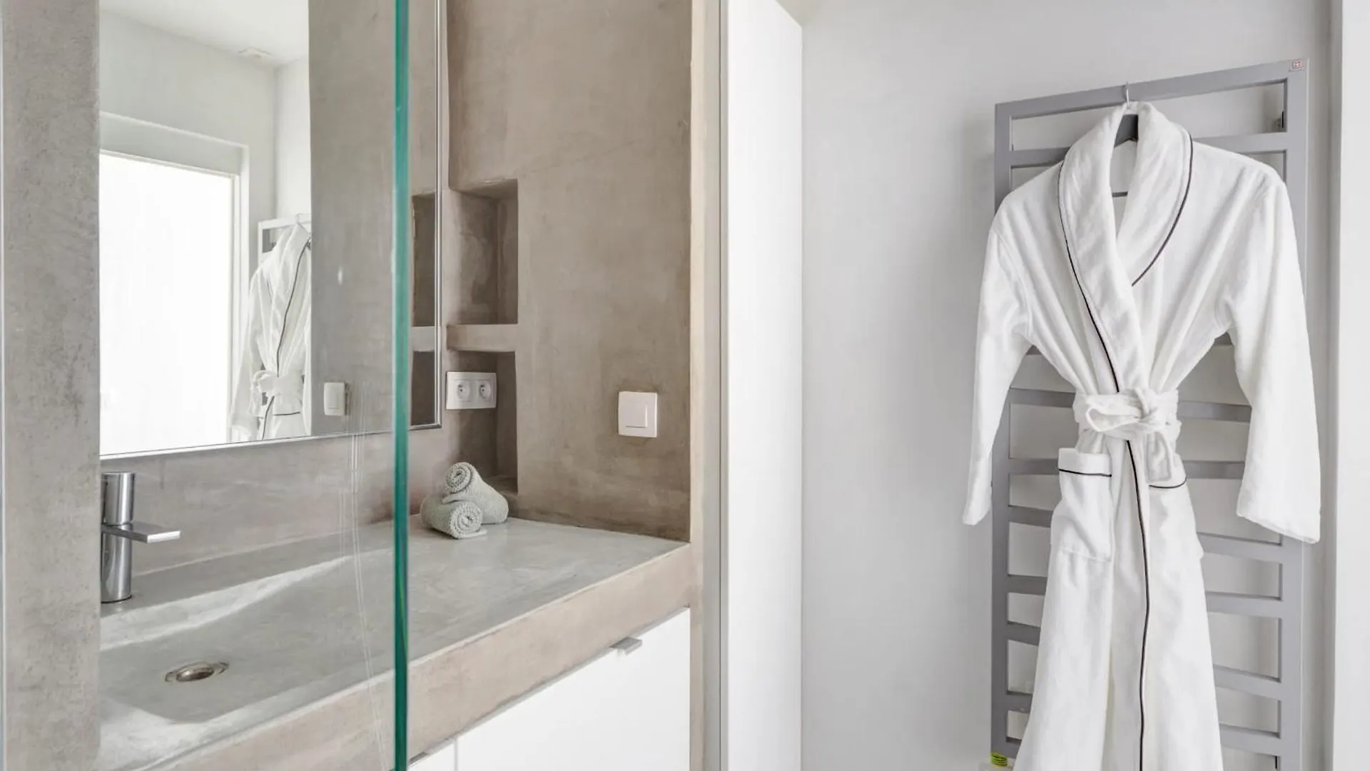 Apartment Bnbnova - 2Br - Le Louvre & Saint Germain Paris